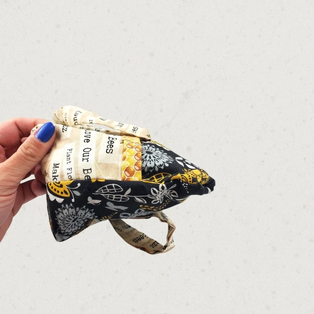 Handmade Quilted Honeybee Floral Fabric Zipper Pouch Small Handbag Black Yellow